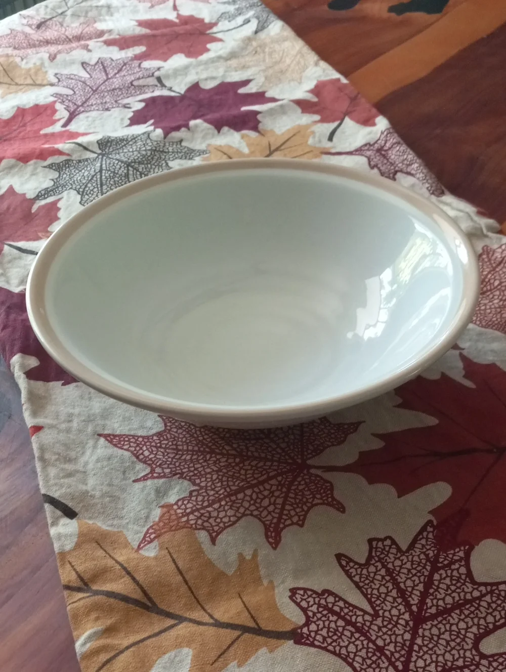 Set of 2 International Tableworks Bowls - White Maple Pattern YM001